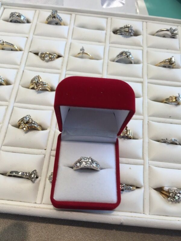 14 Kt white gold & genuine diamond