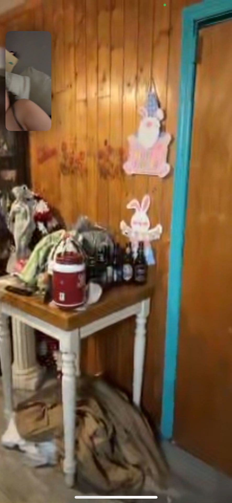 It’s a butcher table sorry that the stuff on it. I’m not there to clean it but I’m asking only $20 to put your table.