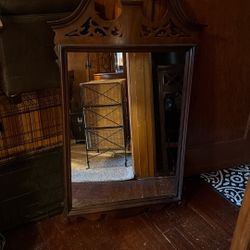 Antique ‘Federal’ Style Mirror FREE