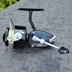 Garcia Mitchell 300 Spinning Reel 