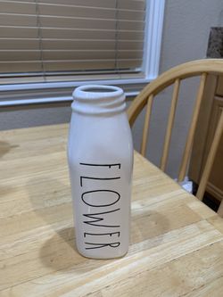 Rae Dunn Flower Vase