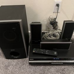 Sony 5.1 Theater With 5 Disc Dvd Player - 6 Speakers 