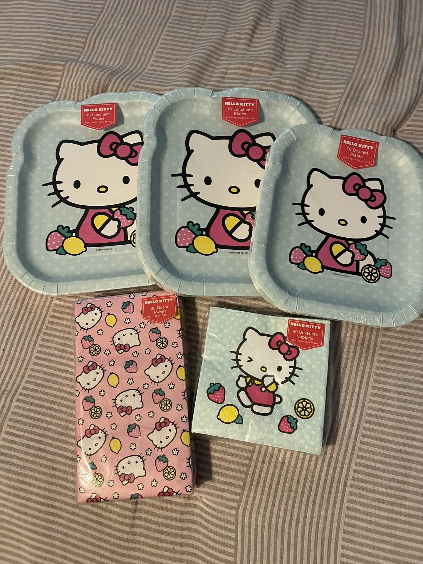 Hello Kitty Napkins & Plates