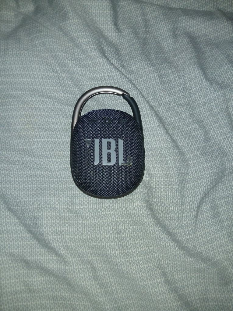 Jbl Clip Speaker Used But Works Good As New Take It For 30