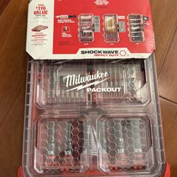 Milwaukee Packout Case With Bit Set