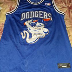 LOS ANGELES DODGERS CUSTOM BASKETBALL JERSEY SIZE LARGE...NEW & NEVER WORN...FULLY STITCHED...KEPT IN A SMOKE FREE HOME...$50 OBO...