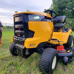 46 Inches Cub Cadet. Low Hours. Excellent Condition Free Delivery In 10 Miles Radius From Redlands Area In Homestead