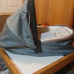 Uppa BABY bassinet And INFANT SNUGGLE SACK