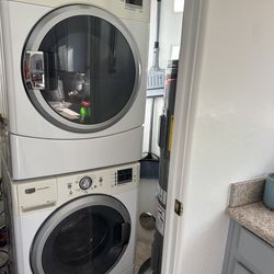 Maytag 2000 Series stackable washer dryer