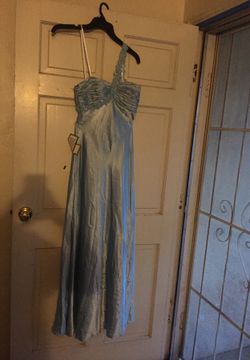 Brand new prom dresssize 2/3 or xs/s