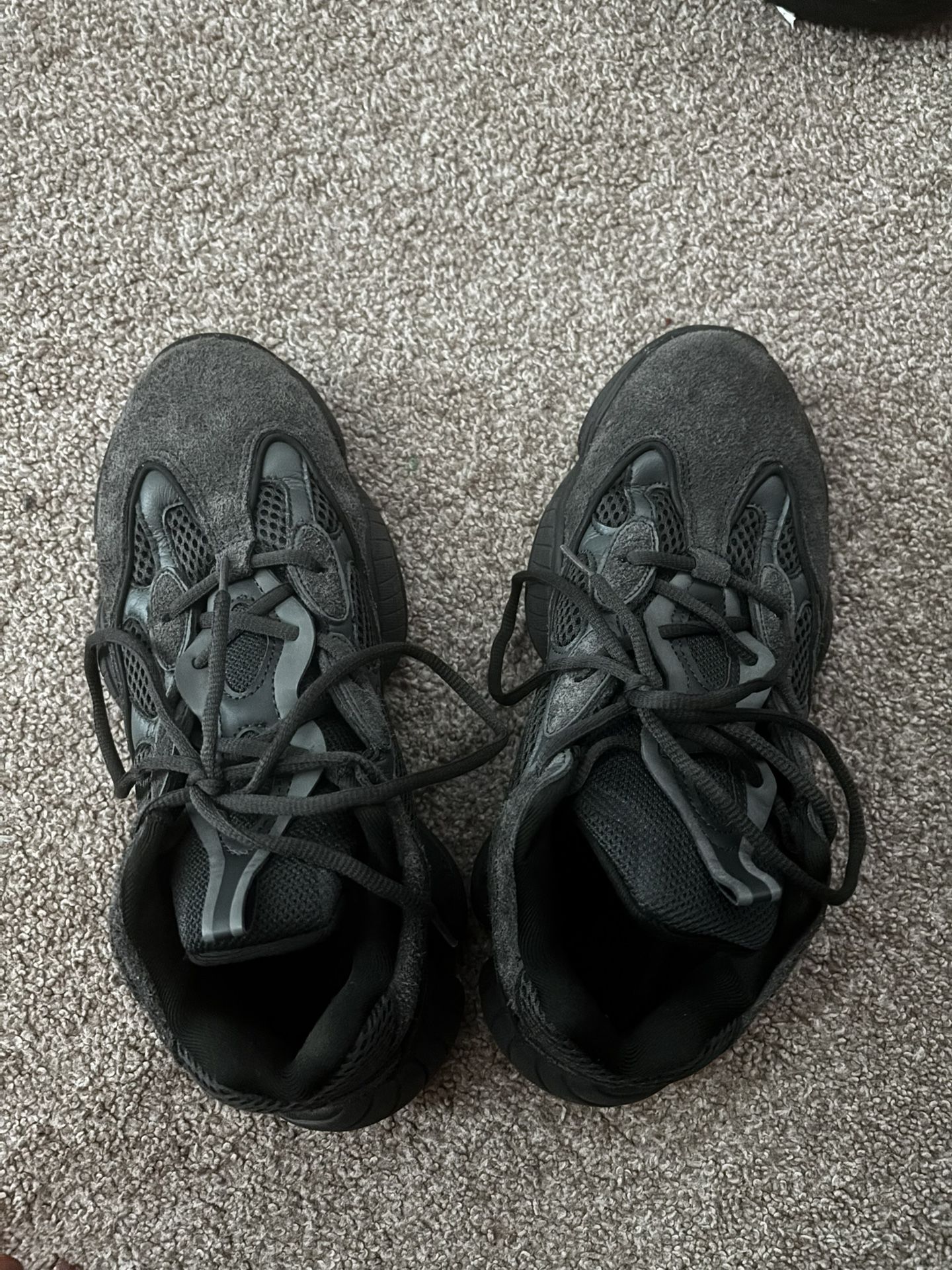 Yeezy Runners Onxy Black