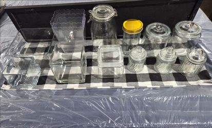 CANDY BAR JARS AND CONTAINERS