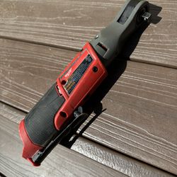 Milwaukee M12 Ratchet With Battery
