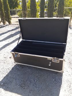 Key board coffin rack