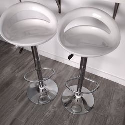 White Bar Stool Chairs
