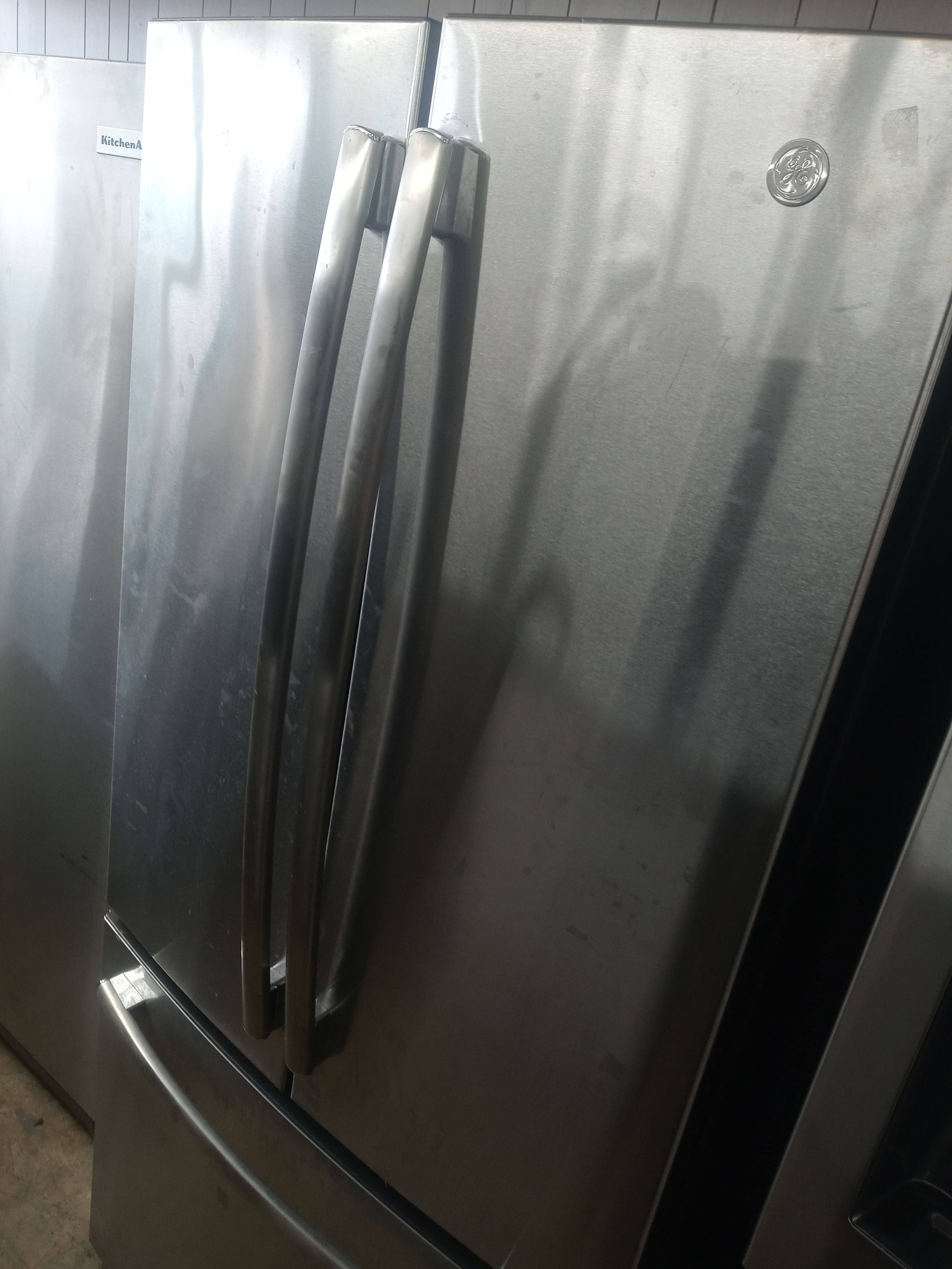 GE 33" stainless steel french door refrigerator - Free delivery