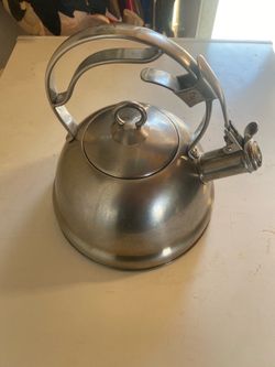 Tea kettle