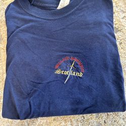 Wallace Monument Scotland Embroidered Crewneck Tee – M 