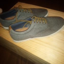 Sonoma Shoes Size 8 1/2