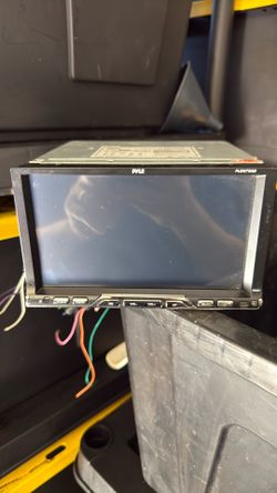 Double-DIN In-Dash DVD Multimedia