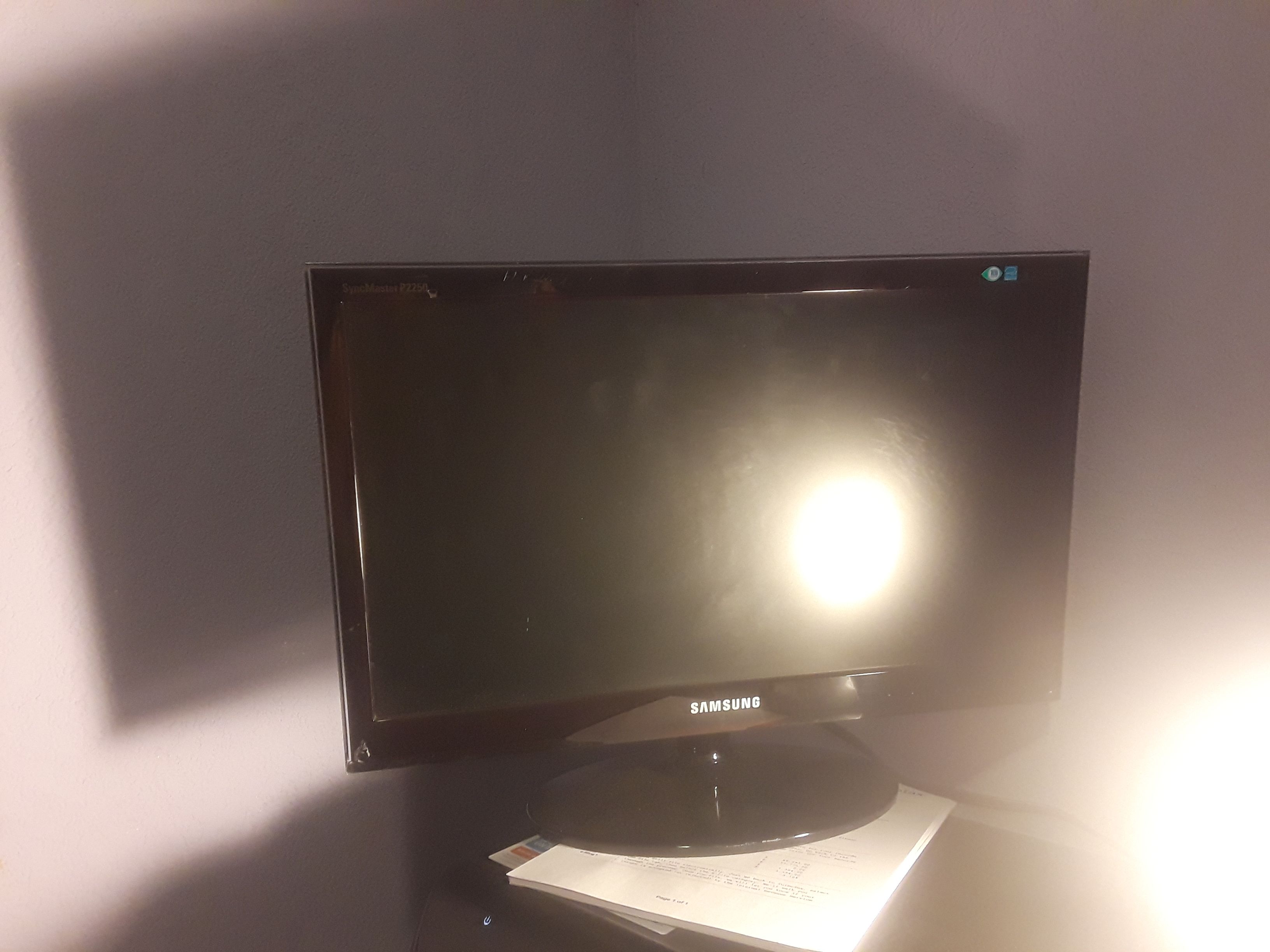 Samsung SymcMaster P2250
