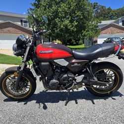 2022 Kawasaki Z650 RS