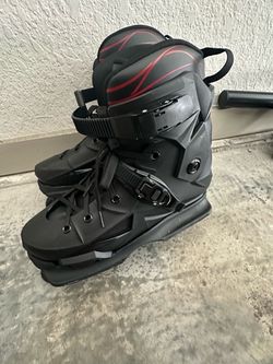 Aggressive skate with grind pole