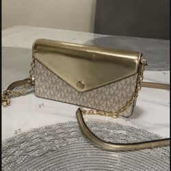 New Michael Purse 