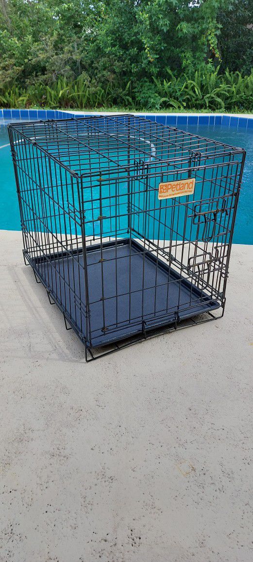 Dog Cage Dog Crate  SMALL (Petland Pet Folding Wired Cage Kennel)