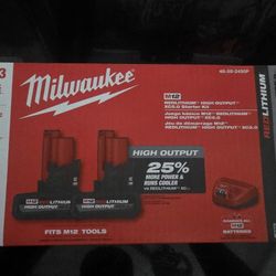 Milwaukee m12 xc 5.0 high output kit. (2 batteries plus charger)