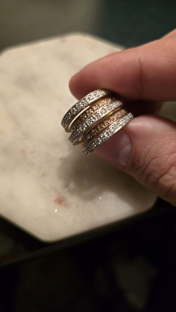 14K White And Yellow Gold Diamond Ring 