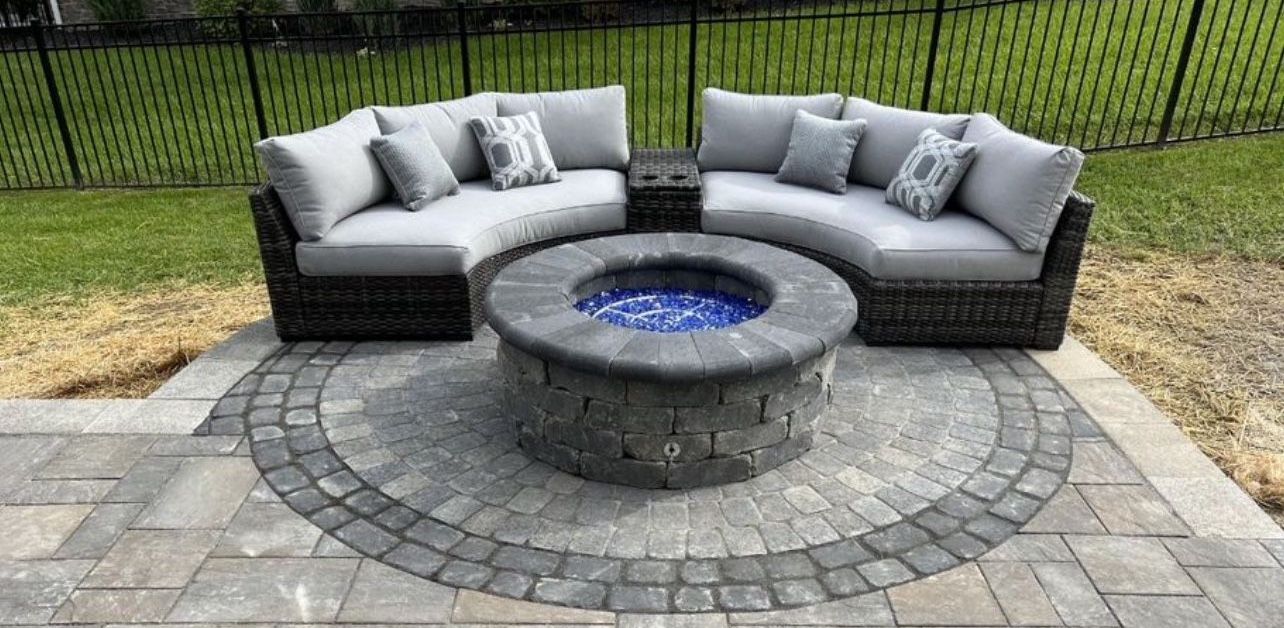 Half Circle Outdoor Patio Furniture Set with Cup Holders *NEW*