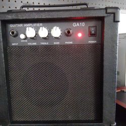 GA10 Guitar Amplifier $35 Cash