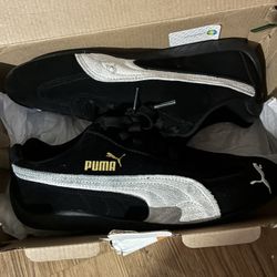 Pumas Women’s 8.5