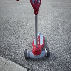 Radio Flyer Scooter - used once