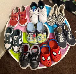 Kid shoes 9c