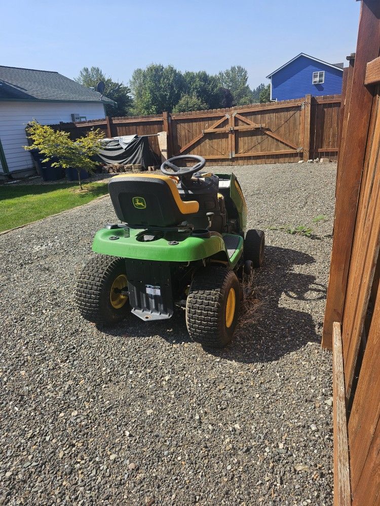 John Deer Riding Mower