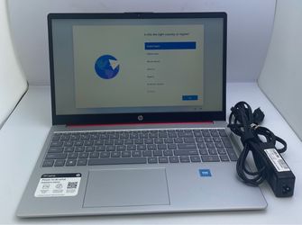 Hewlett Packard Laptop 15-FD0083 WM