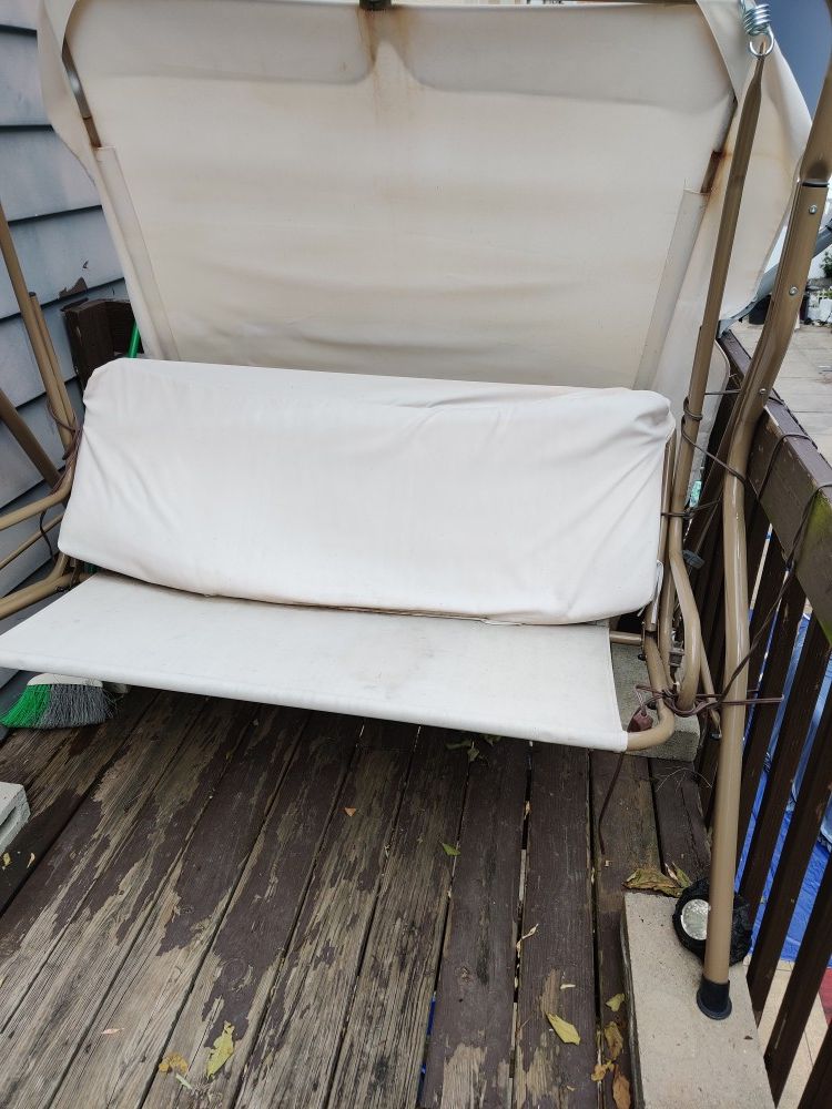 Porch two seater swing With New Swing Cover Still In Box