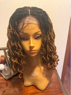 GET LACE WIG DONE ON A DEAL LACEWIG & SERVICE  95.00