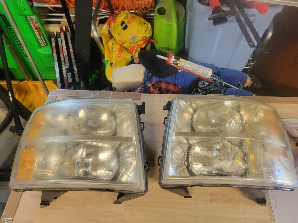 2007-2013 Silverado Headlights