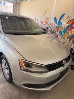 Jetta 2013 sedan 230,000 miles