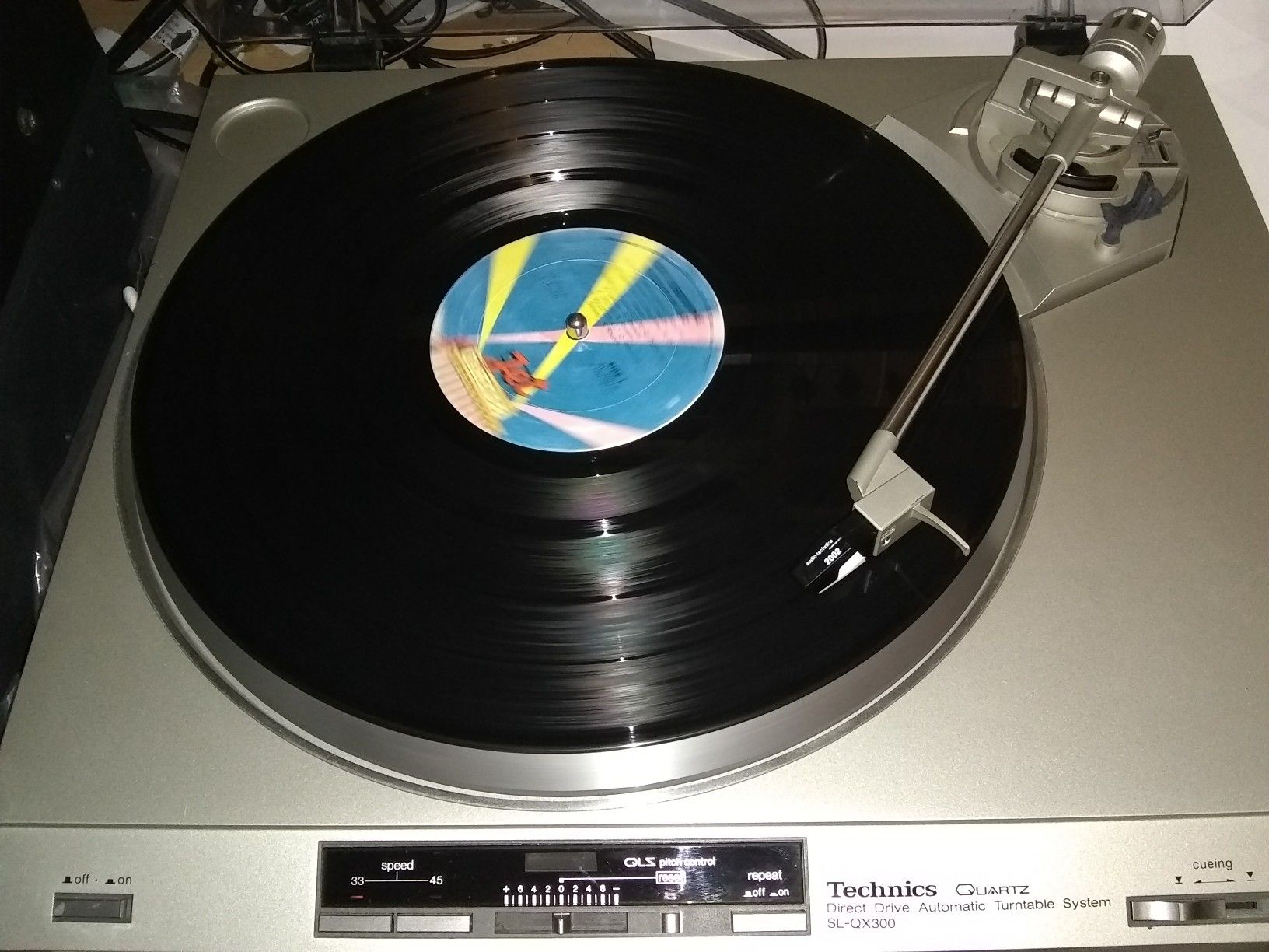 Technics SL-QX300 Turntable
