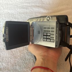 Sony DCR-DVD301 Handycam