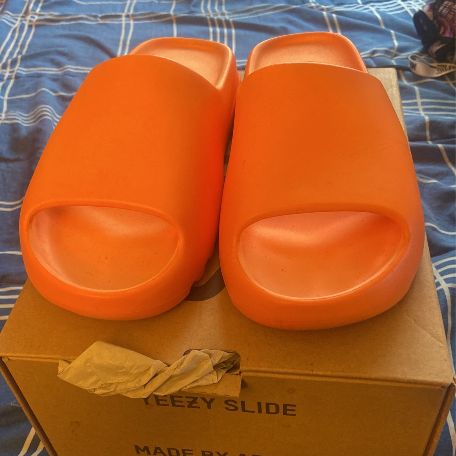 Yeezy Slide Orange Flame