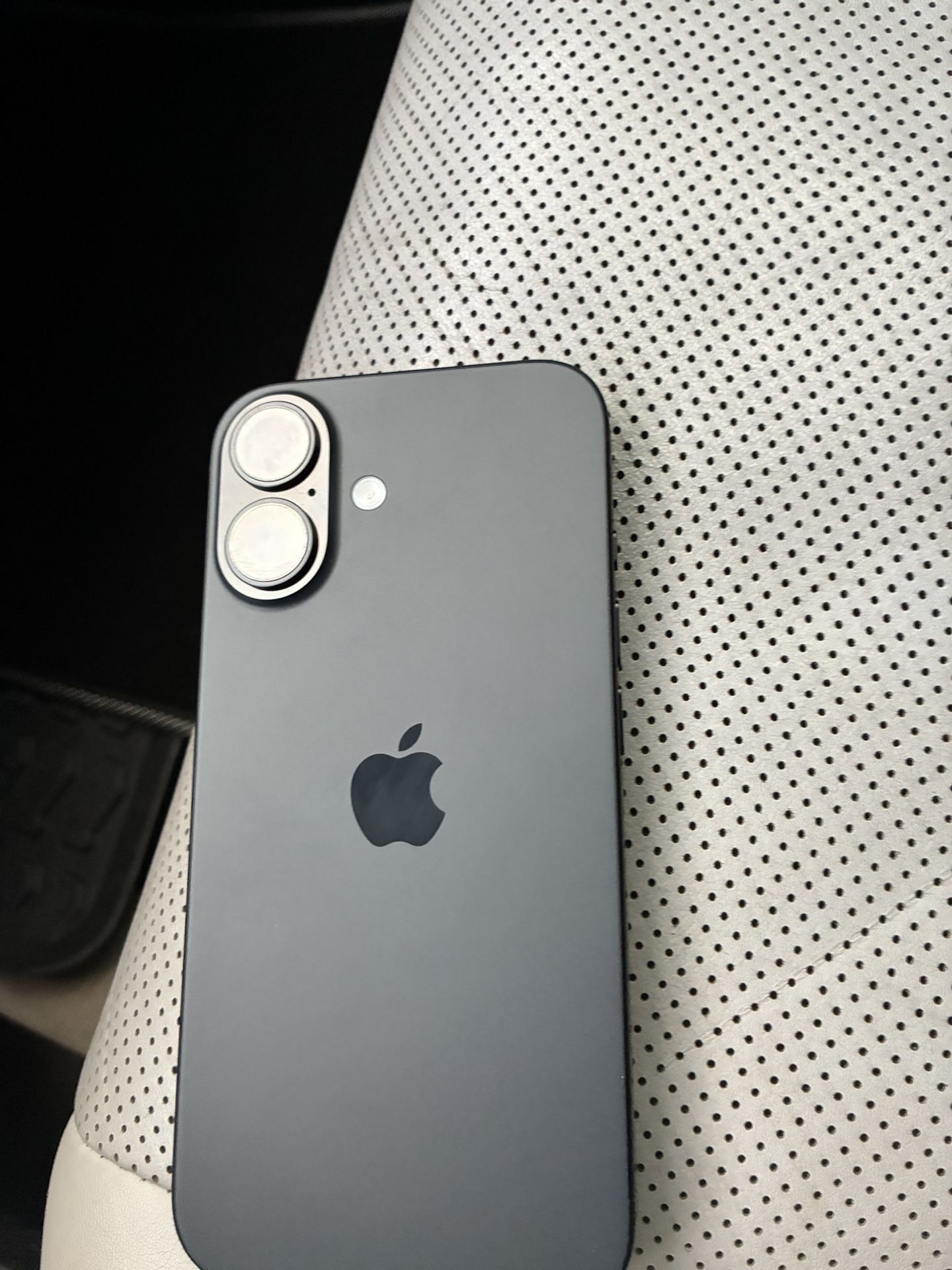 I PHONE 16 Brand New Never Used 