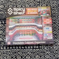 Spice organizer - Spicey Shelf