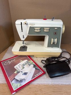 Singer Stylist 774 Sewing Machine – Cleaned & Tested