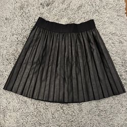 Nordstrom Fux Leather Pleatted Skirt In size Small. 