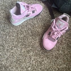 Valentines Jordan’s 4’s